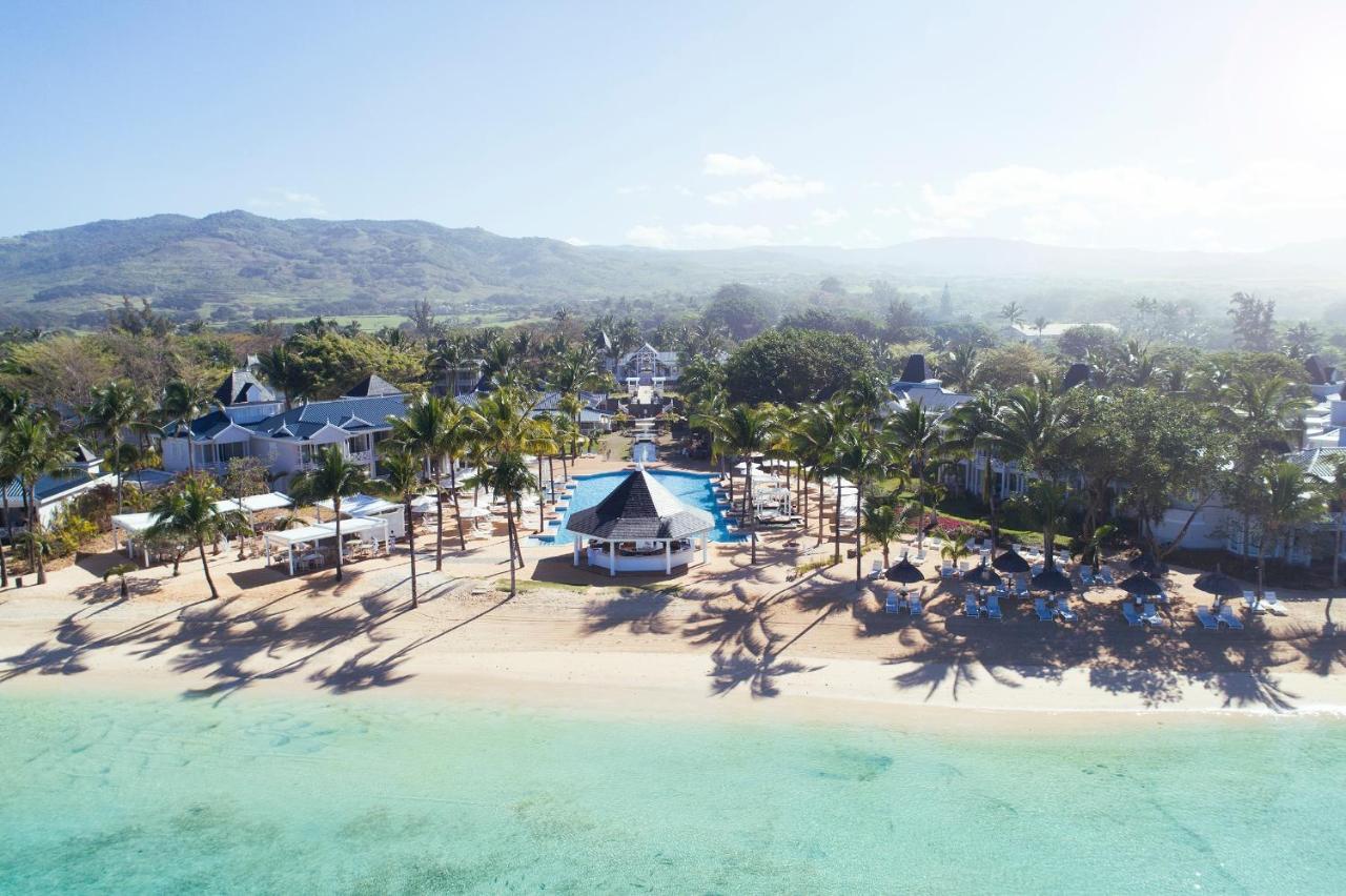 Heritage Le Telfair Golf & Wellness Resort Bel Ombre Exterior photo Aerial view of the resort