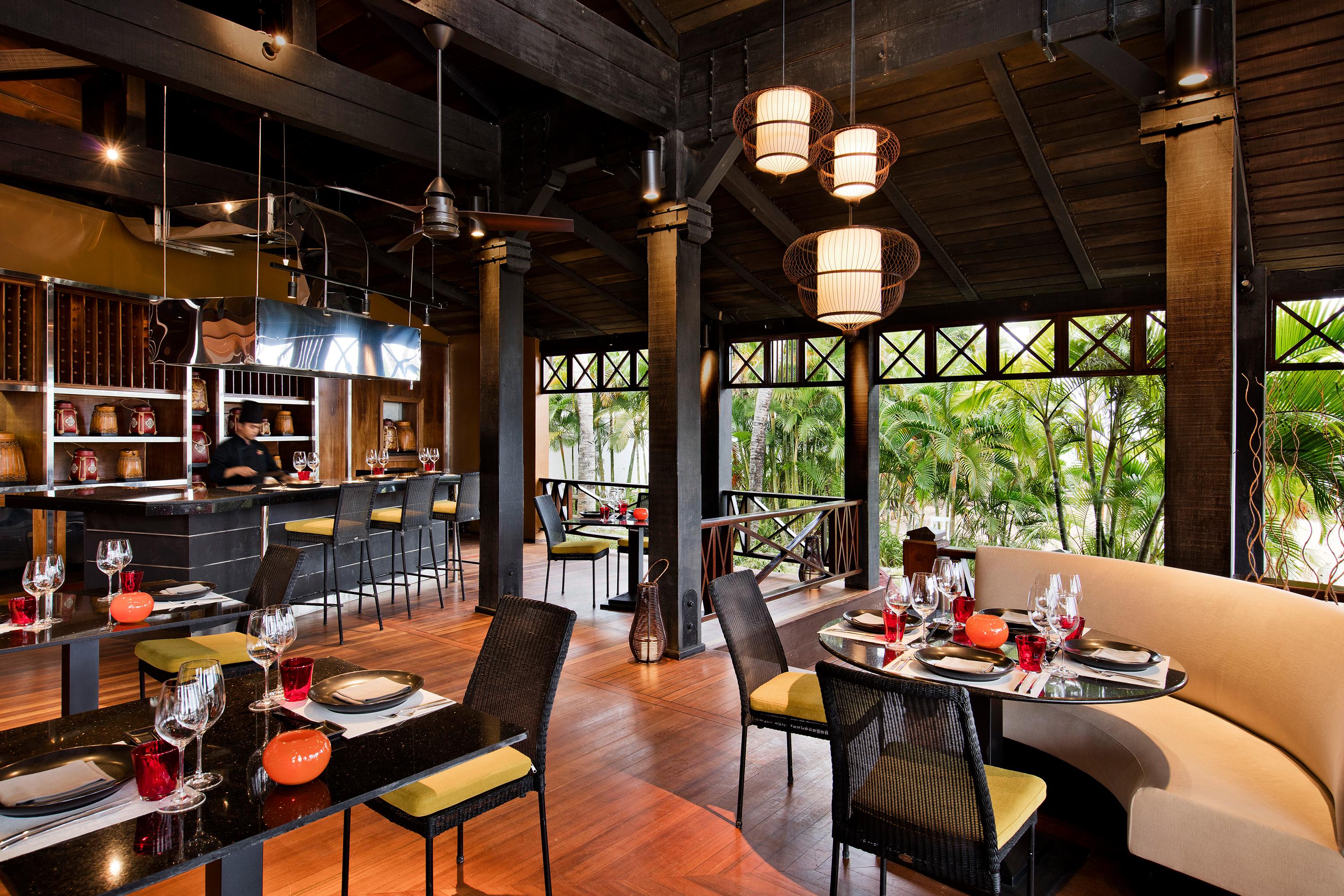 Heritage Le Telfair Golf & Wellness Resort Bel Ombre Exterior photo The interior of the restaurant