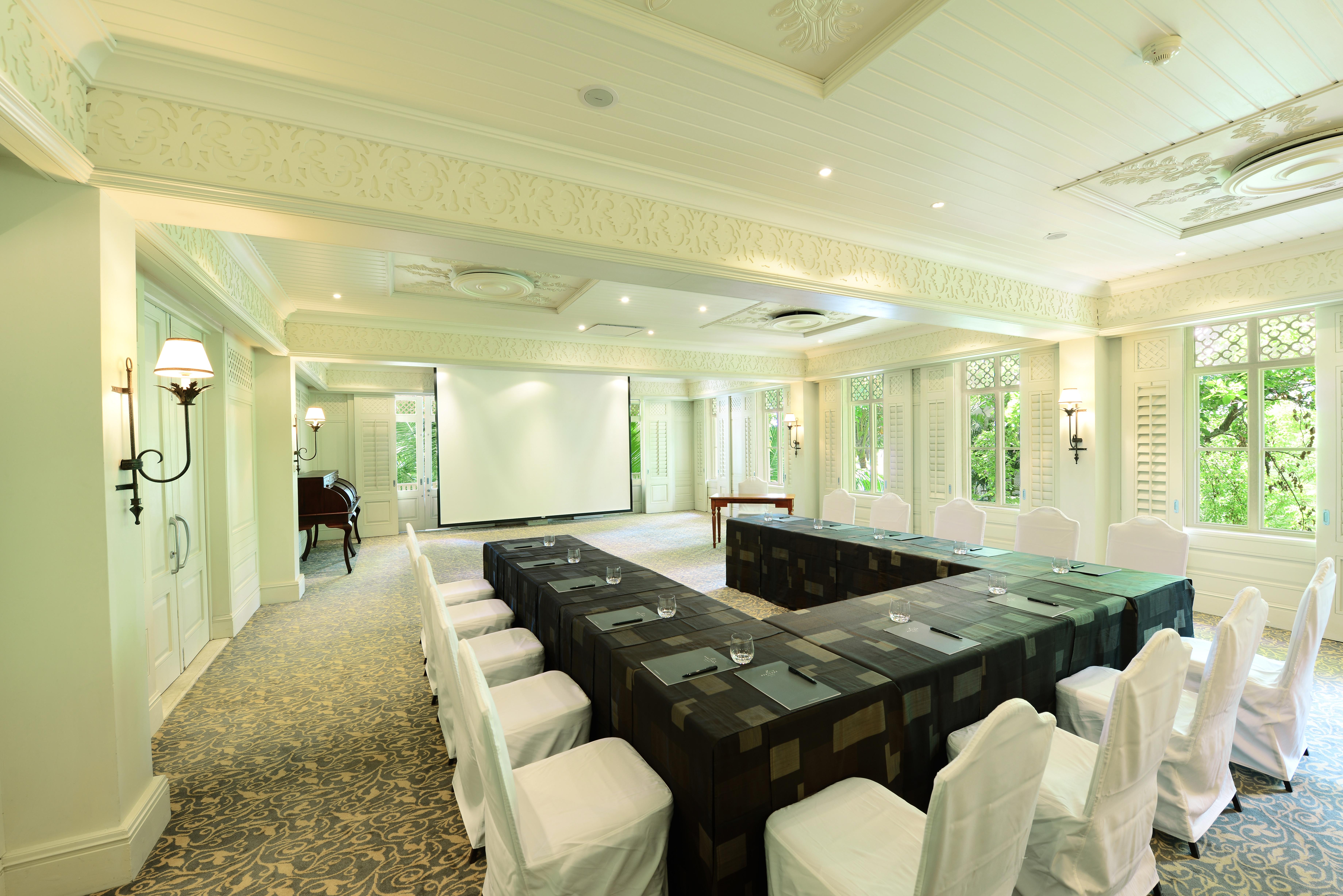 Heritage Le Telfair Golf & Wellness Resort Bel Ombre Exterior photo The meeting room